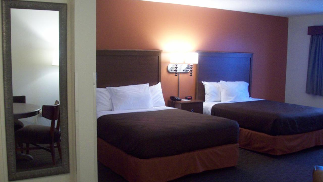 Americinn By Wyndham Silver City Exteriér fotografie